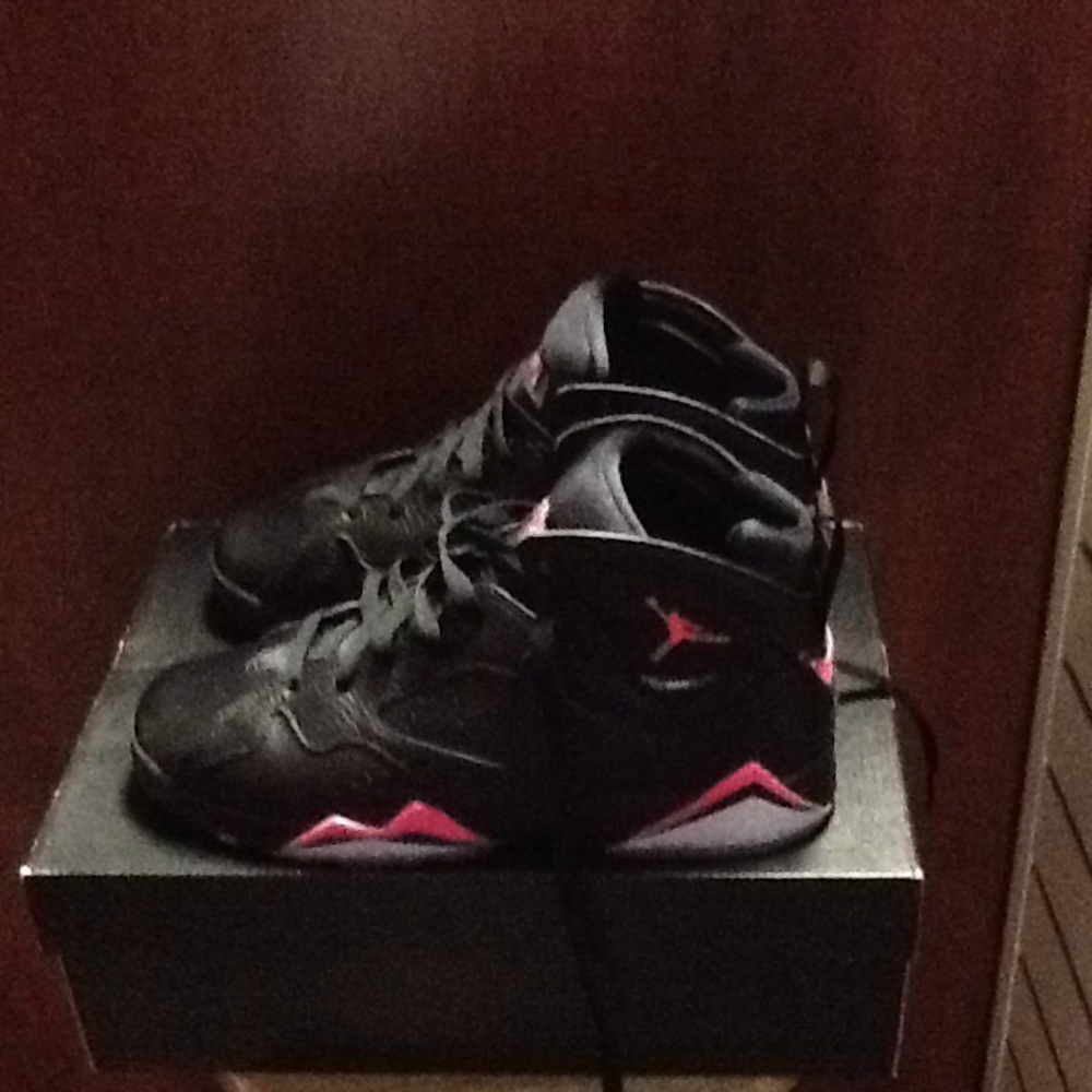 SOLD LOCALLY Air Jordan 7